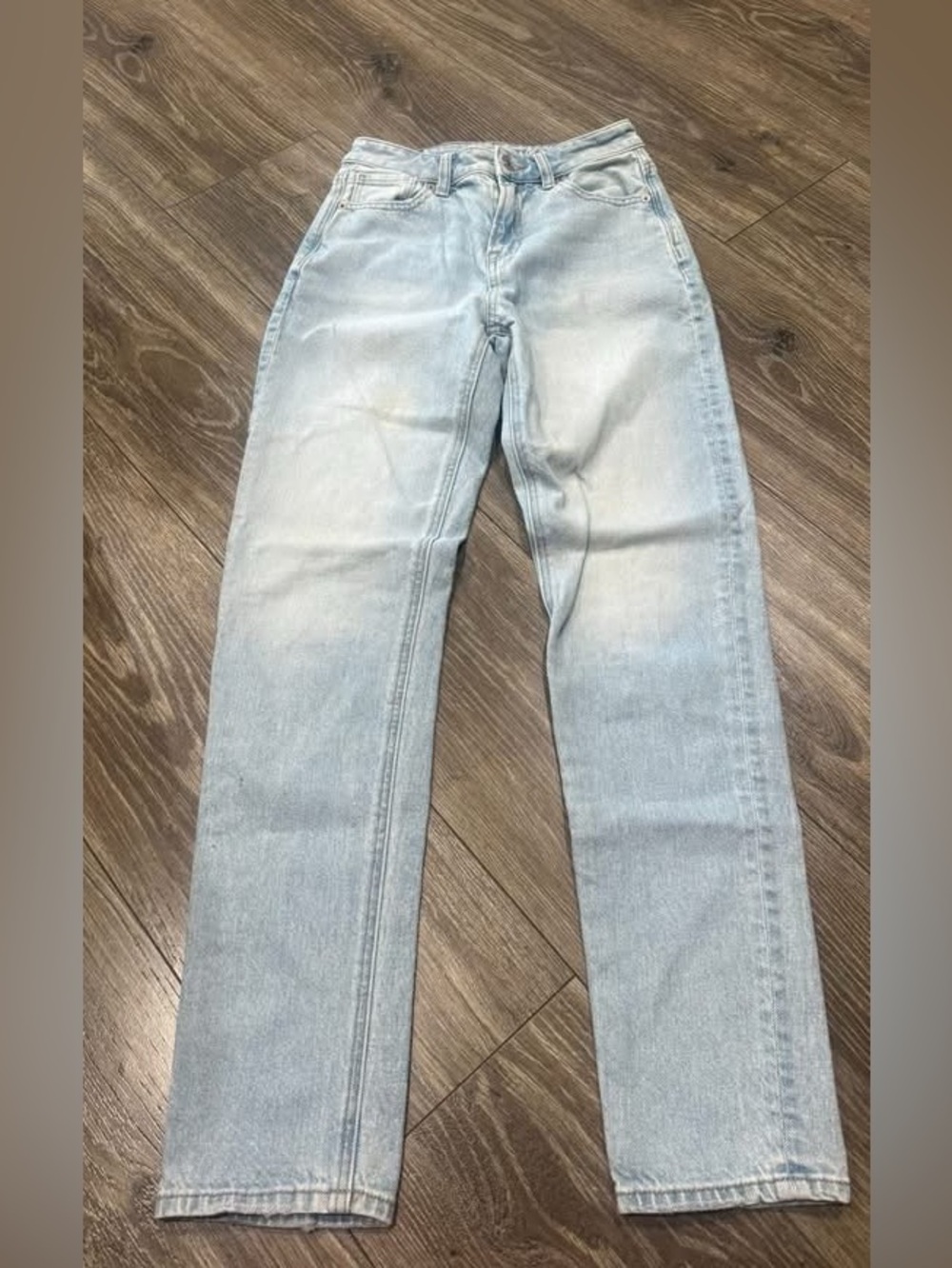 American Eagle Mom Jeans